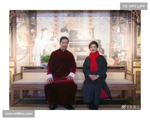 绯闻密探：破除谣言，撩动芳心